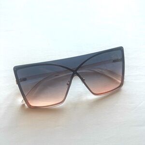 Free People shield ombre Stylish Gradient Sunglasses gold hardware